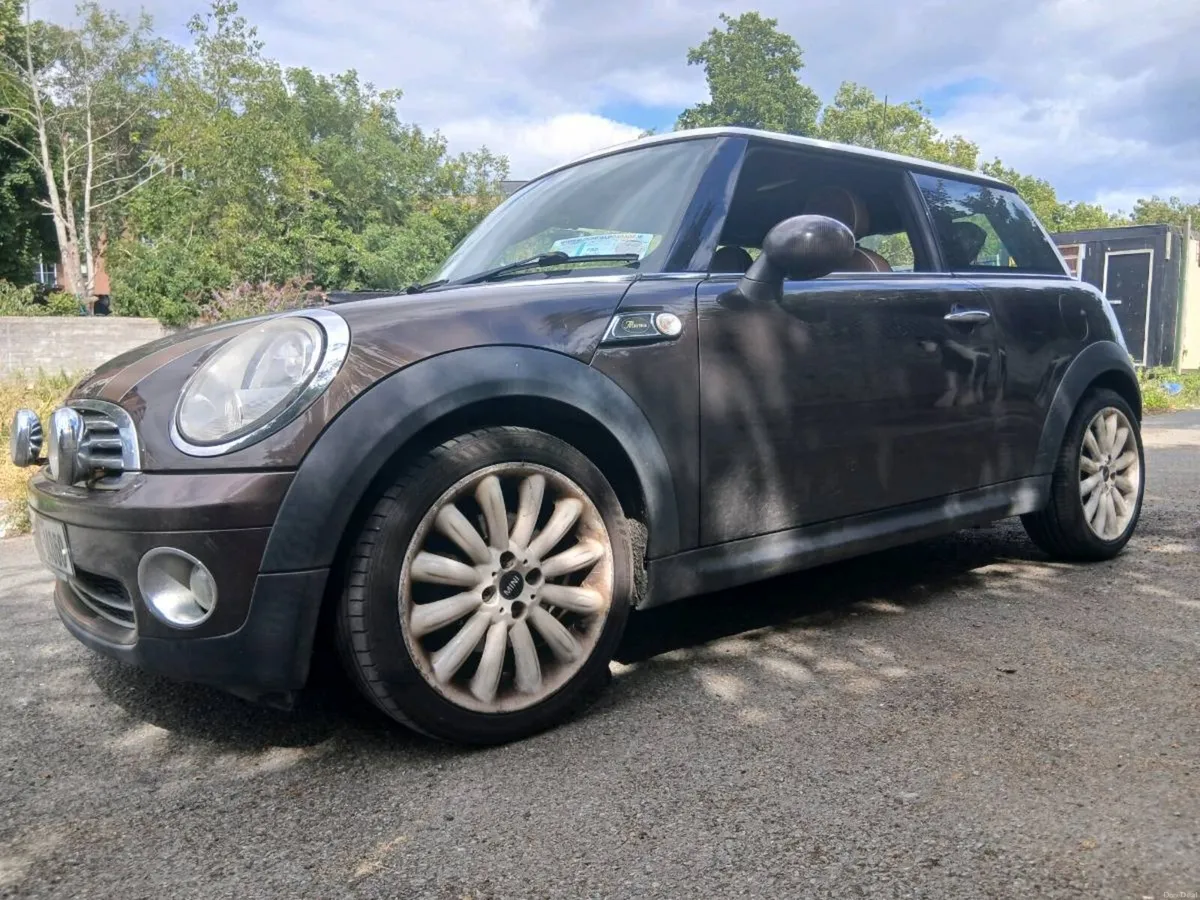 Mini Cooper six months road tax 2000 - Image 2