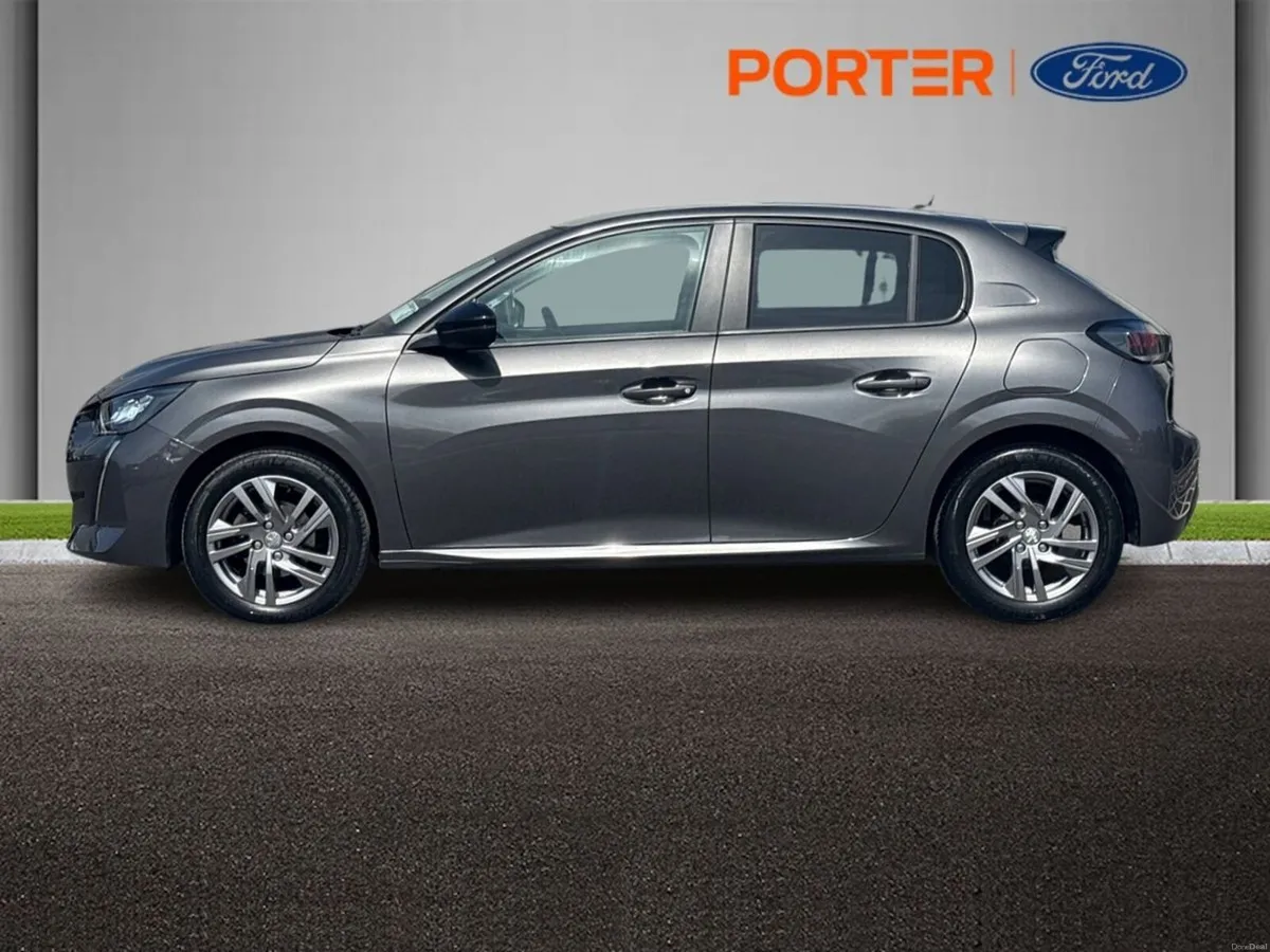 Peugeot 208 1.2 Puretech 75 bhp Active - Image 6