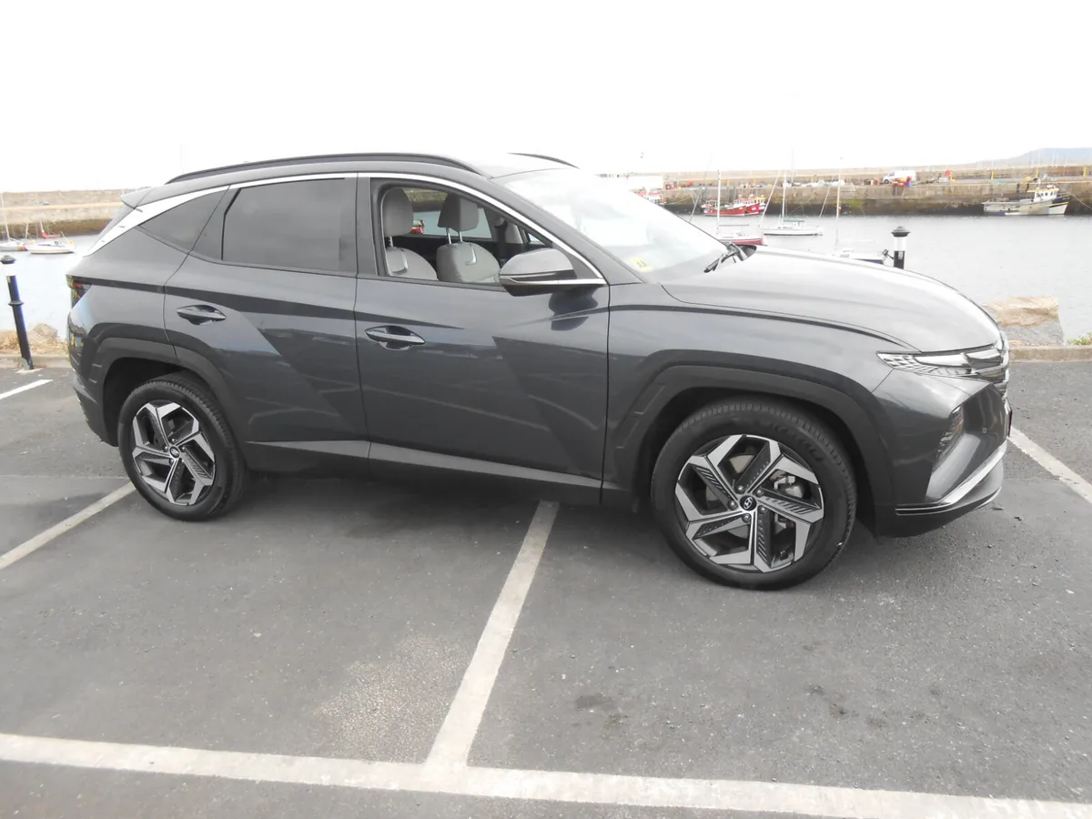Hyundai Tucson Petrol Hybrid Executive Plus  2024 - Image 1
