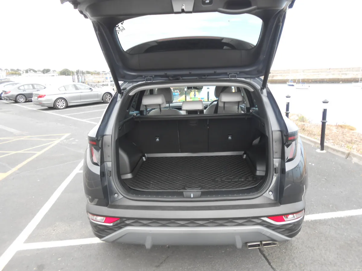 Hyundai Tucson Petrol Hybrid Executive Plus  2024 - Image 5