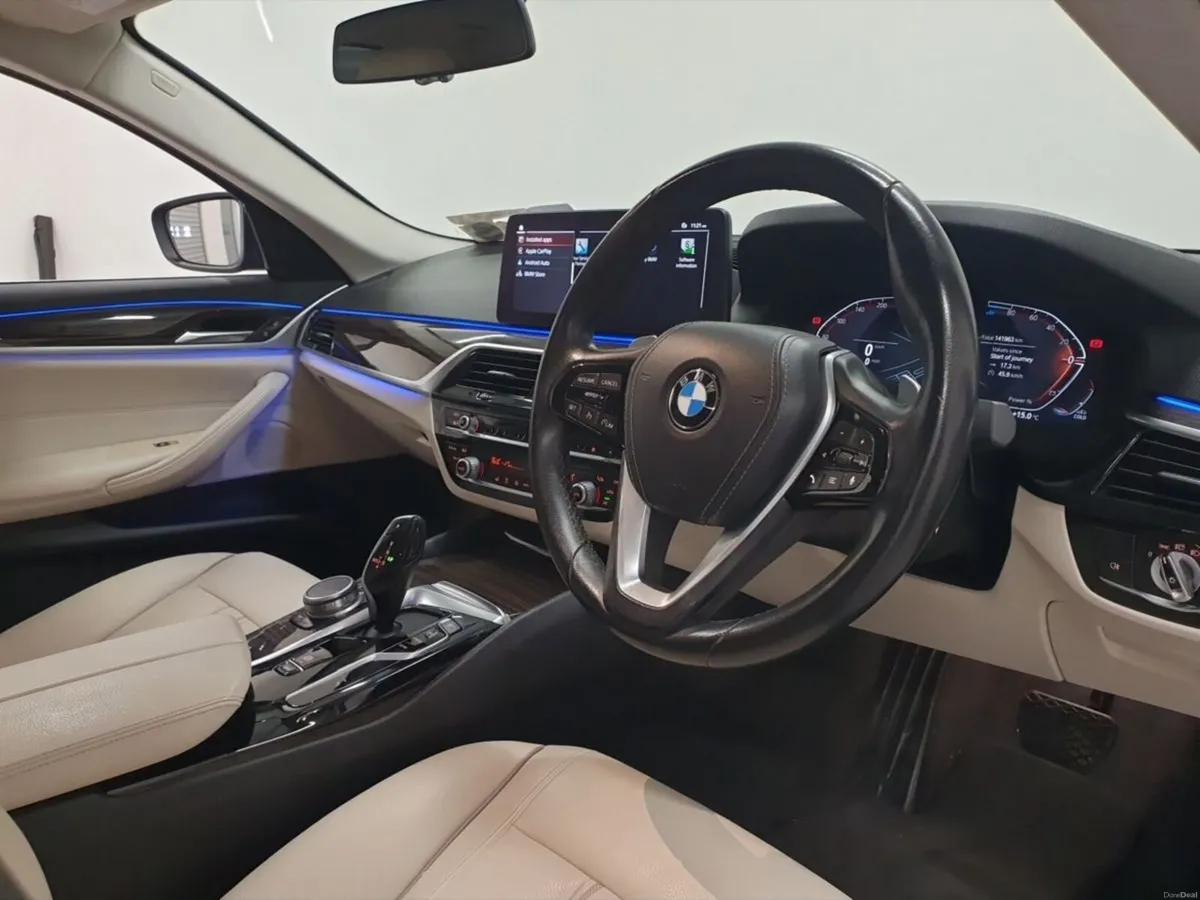 BMW 5-Series 520d SE Saloon - Image 6