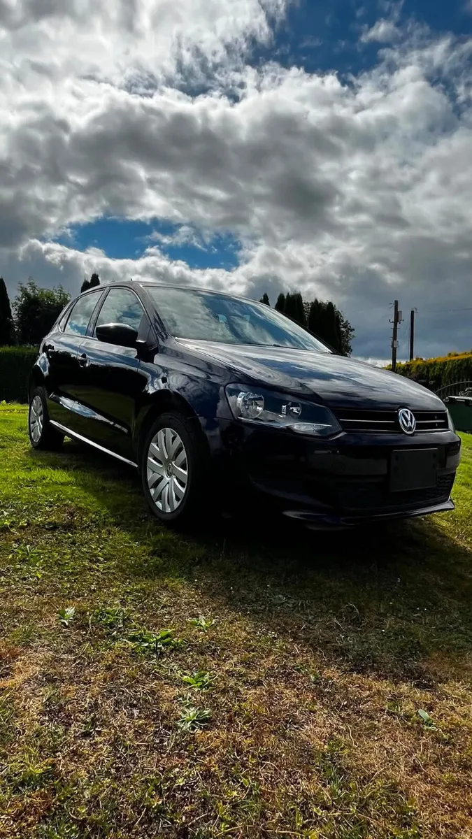 VOLKSWAGON POLO 1.2 PETROL DSG AUTOMATIC 2014 - Image 3