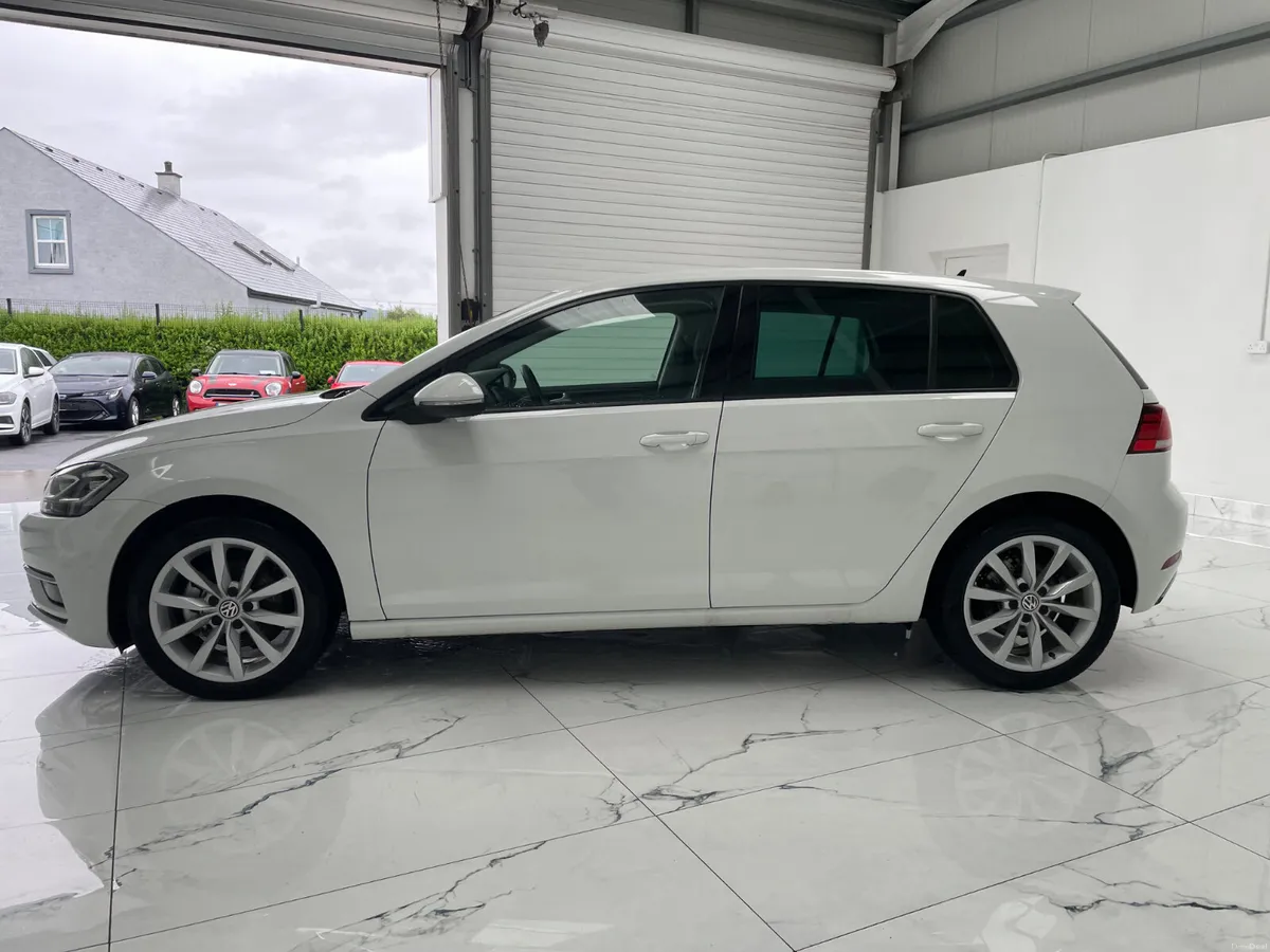 2019 Volkswagen Golf - Image 4