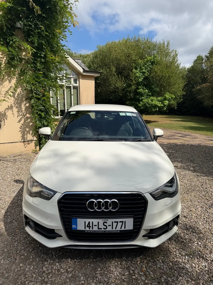 Audi A1 TFSI SLINE STRONIC - Image 2