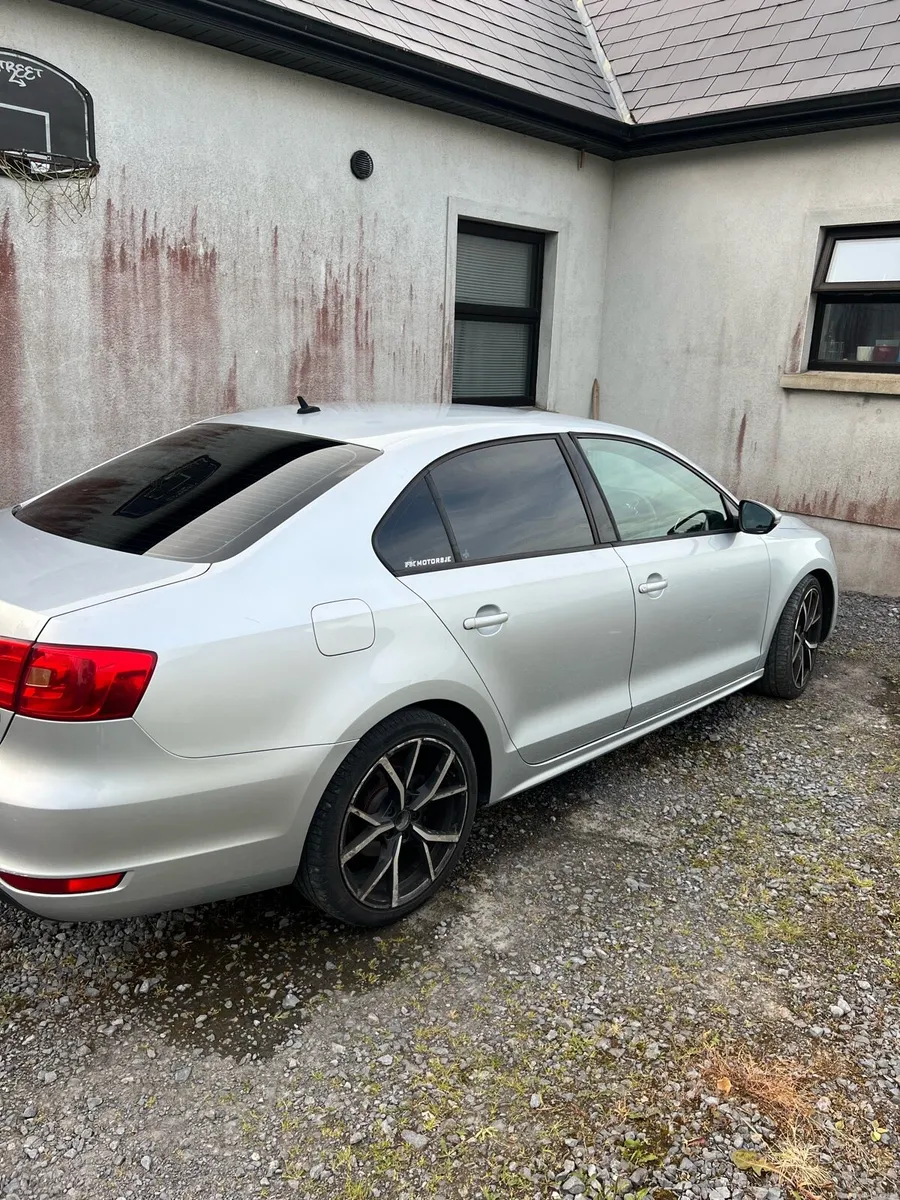2012 Volkswagen Mk Jetta 1.6 New NCT & TAX - Image 4