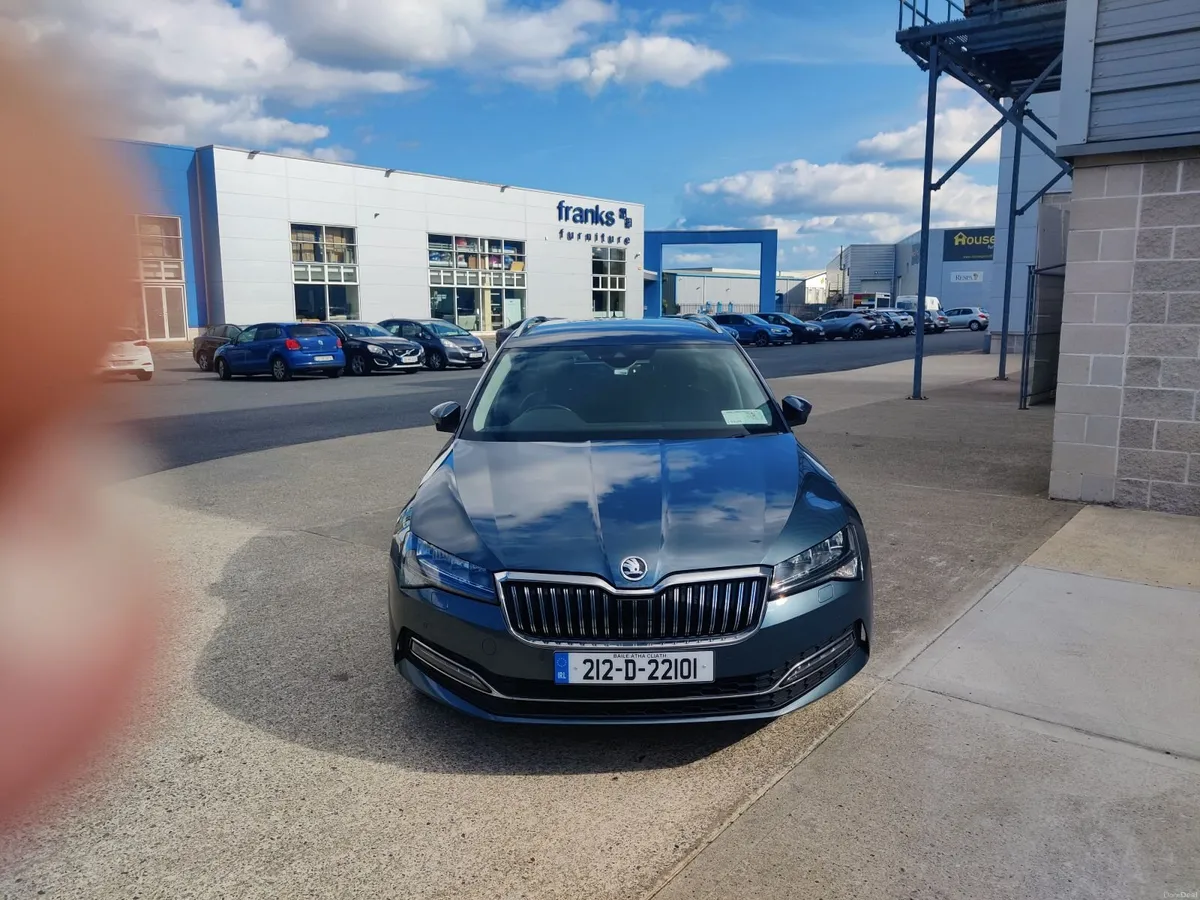Skoda Superb 2021 - Image 4