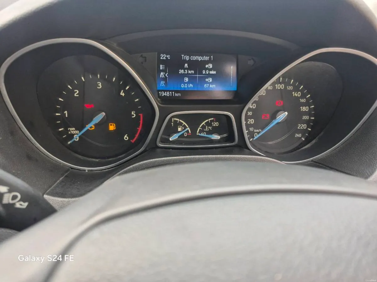 Car - Image 3