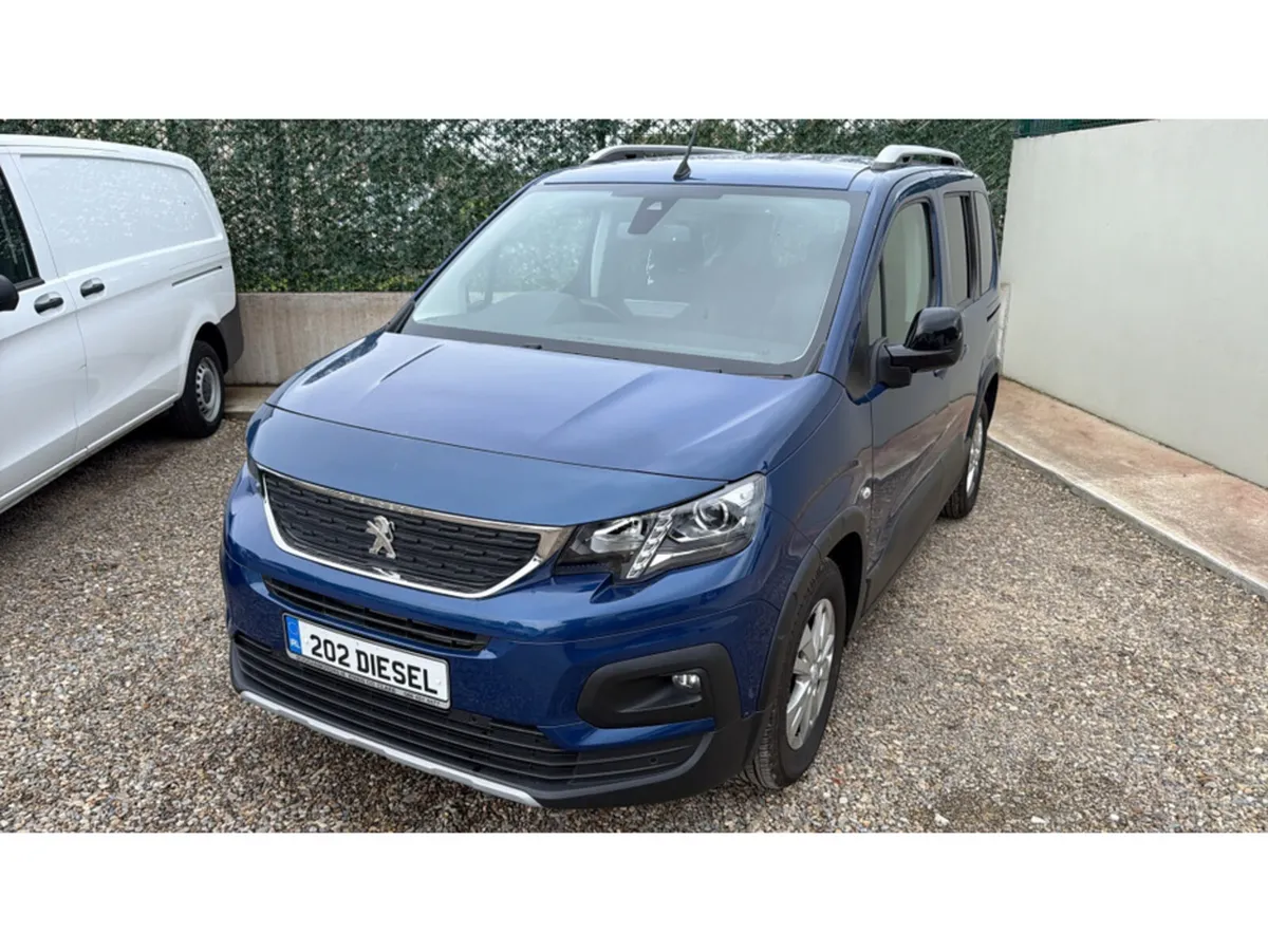Peugeot Rifter 1.5 ALLURE - Image 2