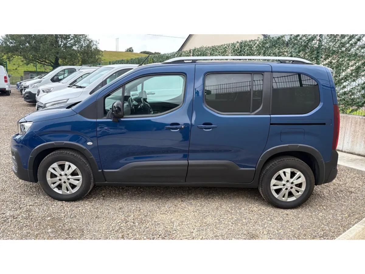 Peugeot Rifter 1.5 ALLURE - Image 5