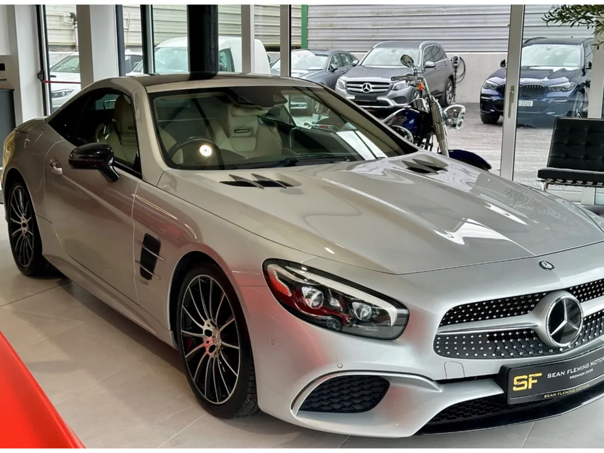 Mercedes-Benz SL-Class 400 AMG LINE AUTO - Image 3