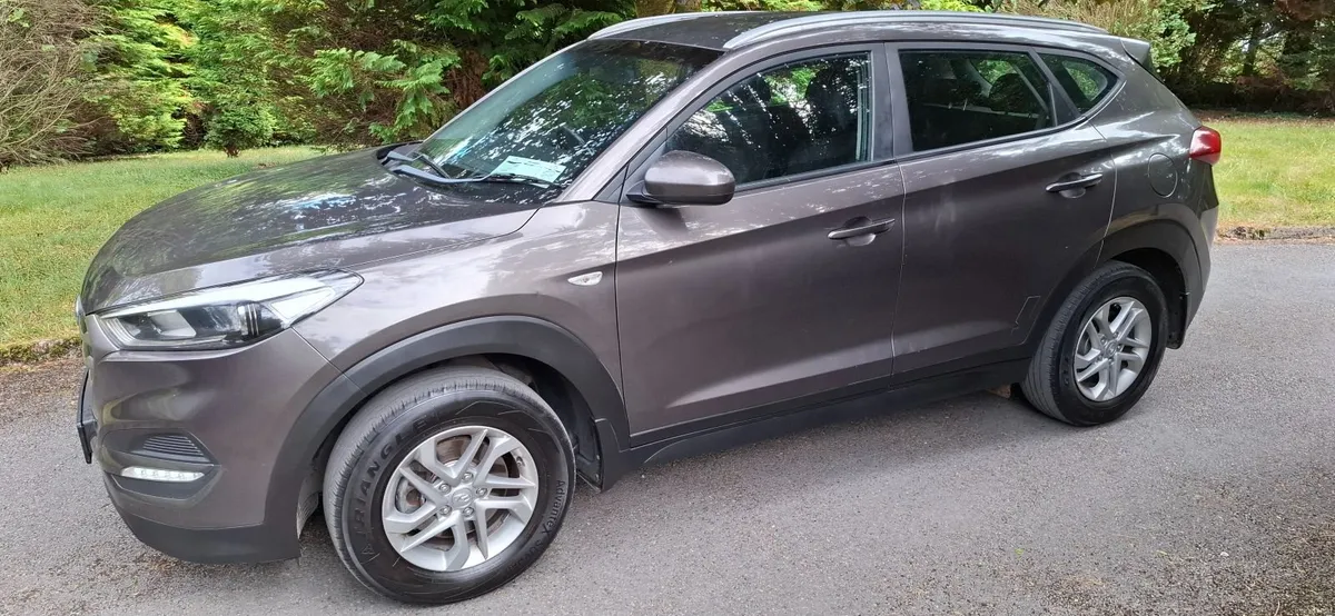 18 Hyundai Tucson,  FSH , NCT 3/28 - Image 5