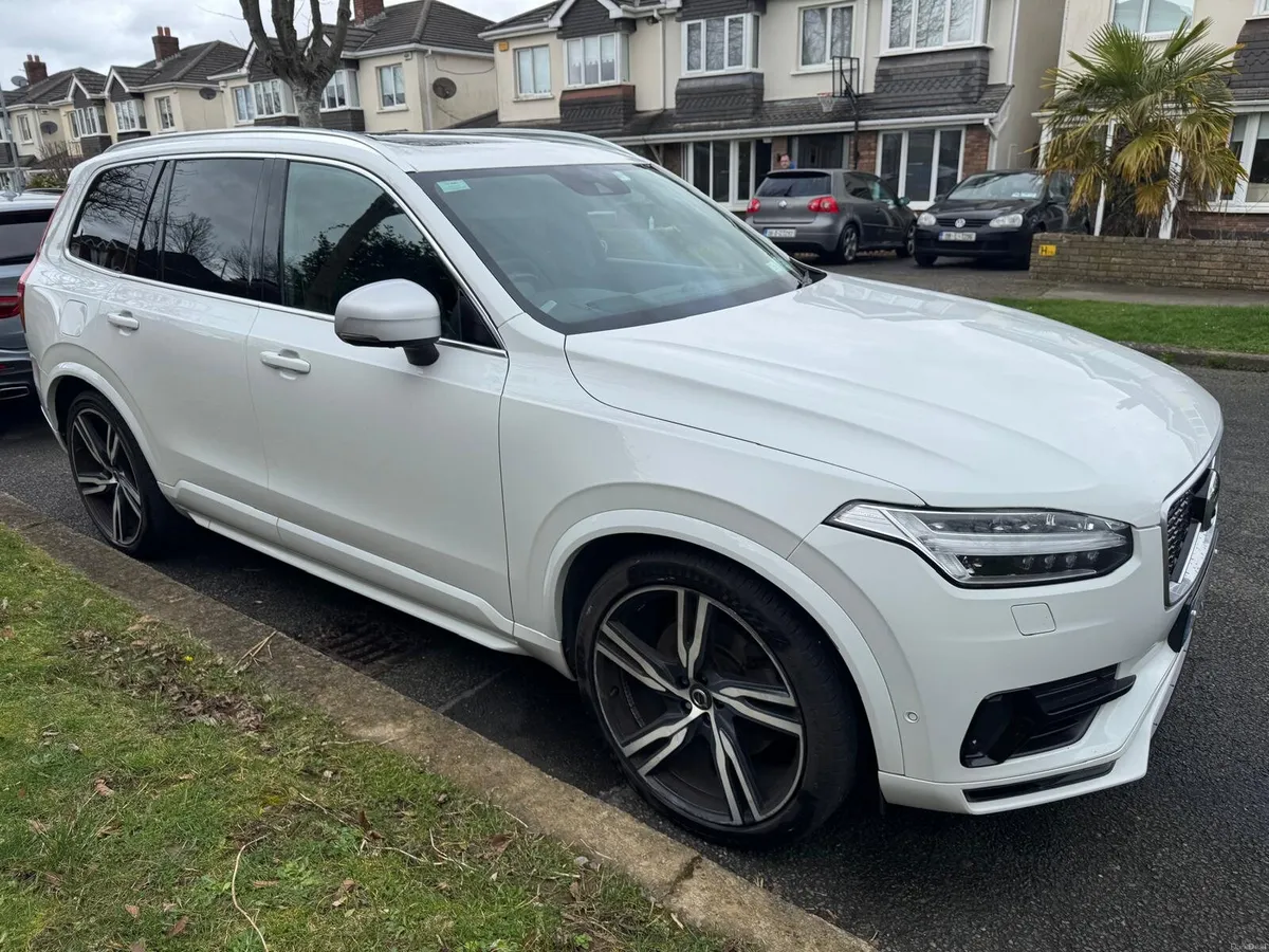 Volvo xc90 t8 r design - Image 3