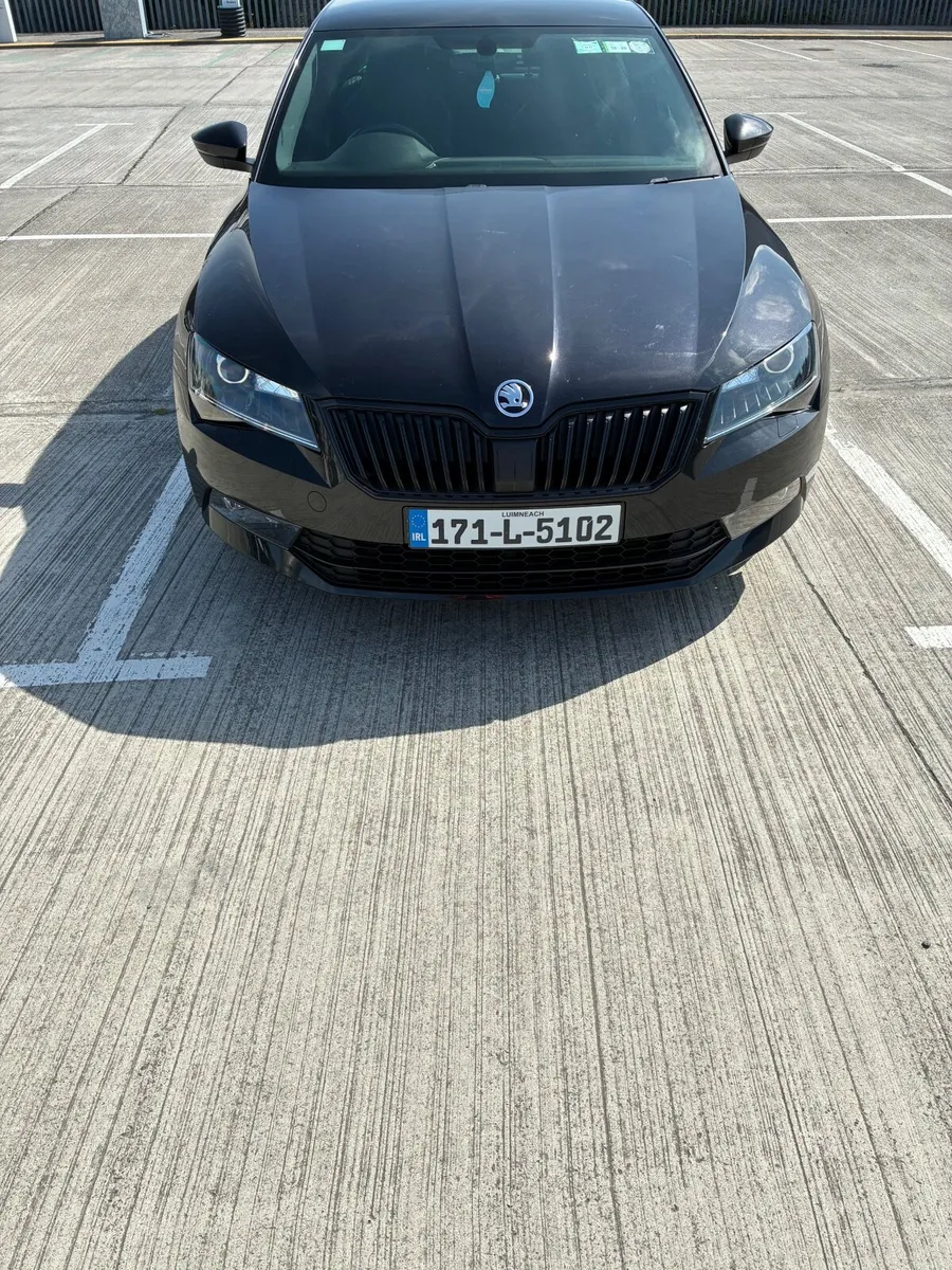 Skoda Superb 2017 - Image 4