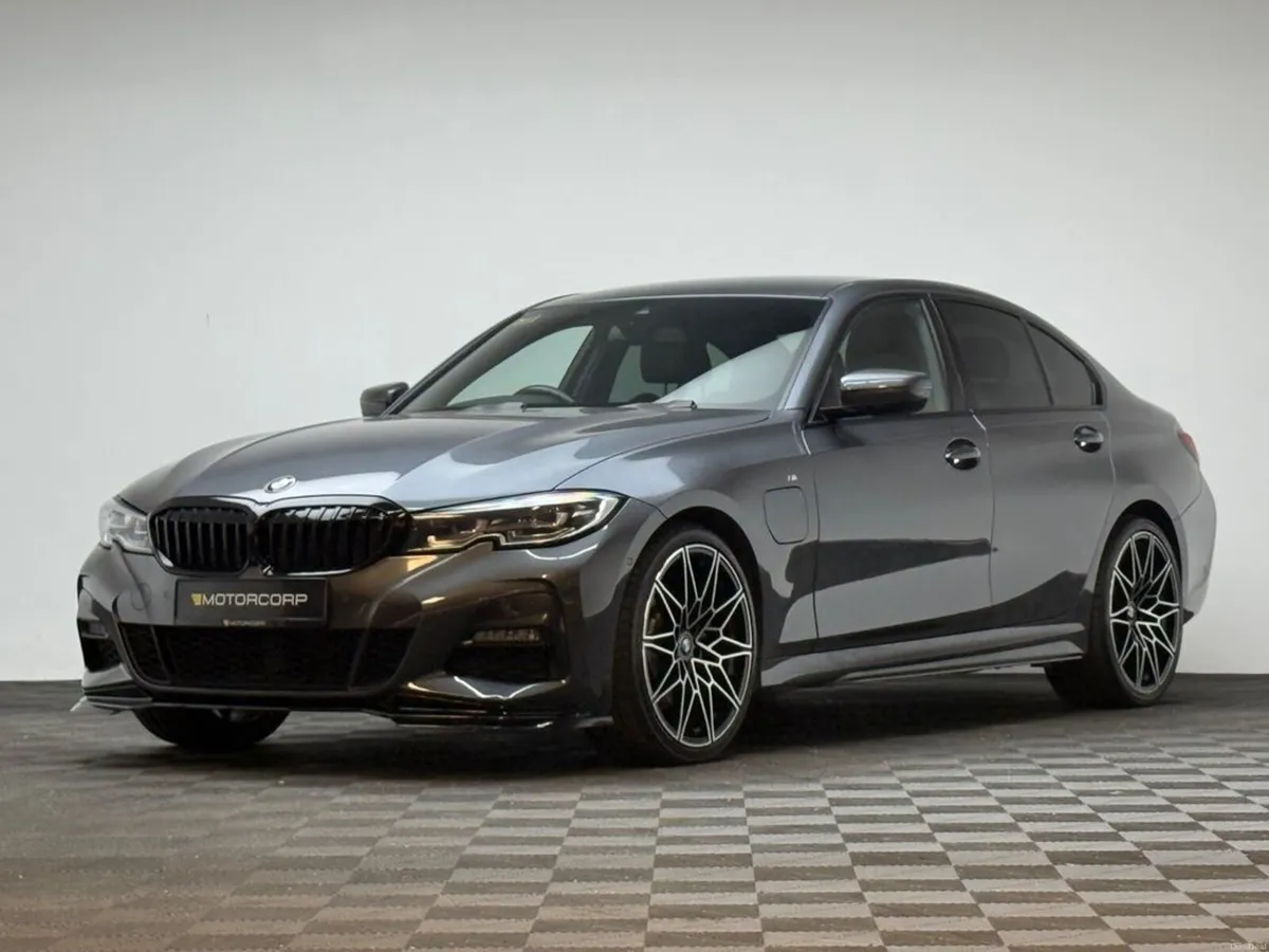 BMW 3-Series 330E M SPORT - Image 3
