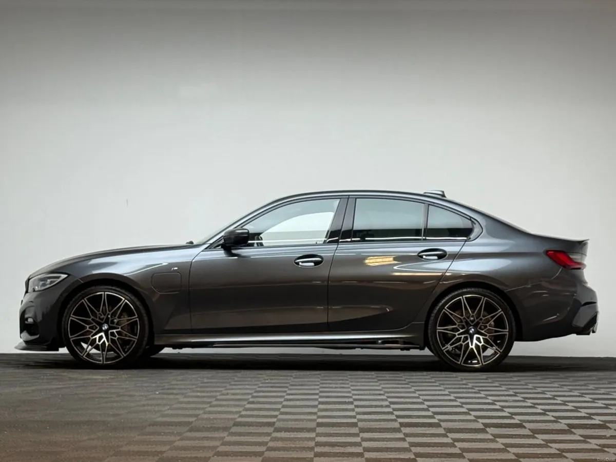 BMW 3-Series 330E M SPORT - Image 4