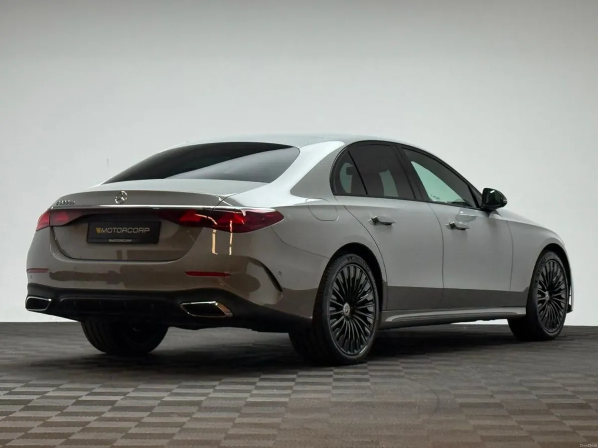 Mercedes-Benz E-Class E300DE URBAN EDITION - Image 6