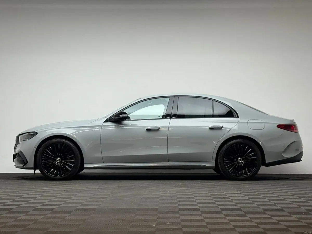 Mercedes-Benz E-Class E300DE URBAN EDITION - Image 4