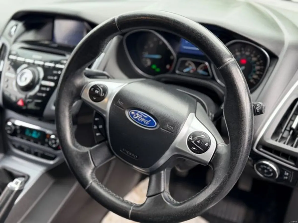 Ford Focus 1.6 TDCI Titanium Navigator 115PS - Image 6