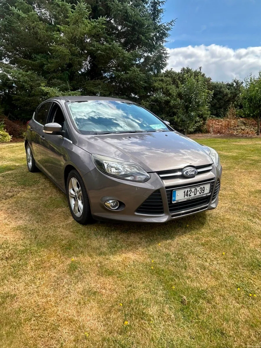 2014 Ford Focus 1.6dsl ZETEC - Image 2