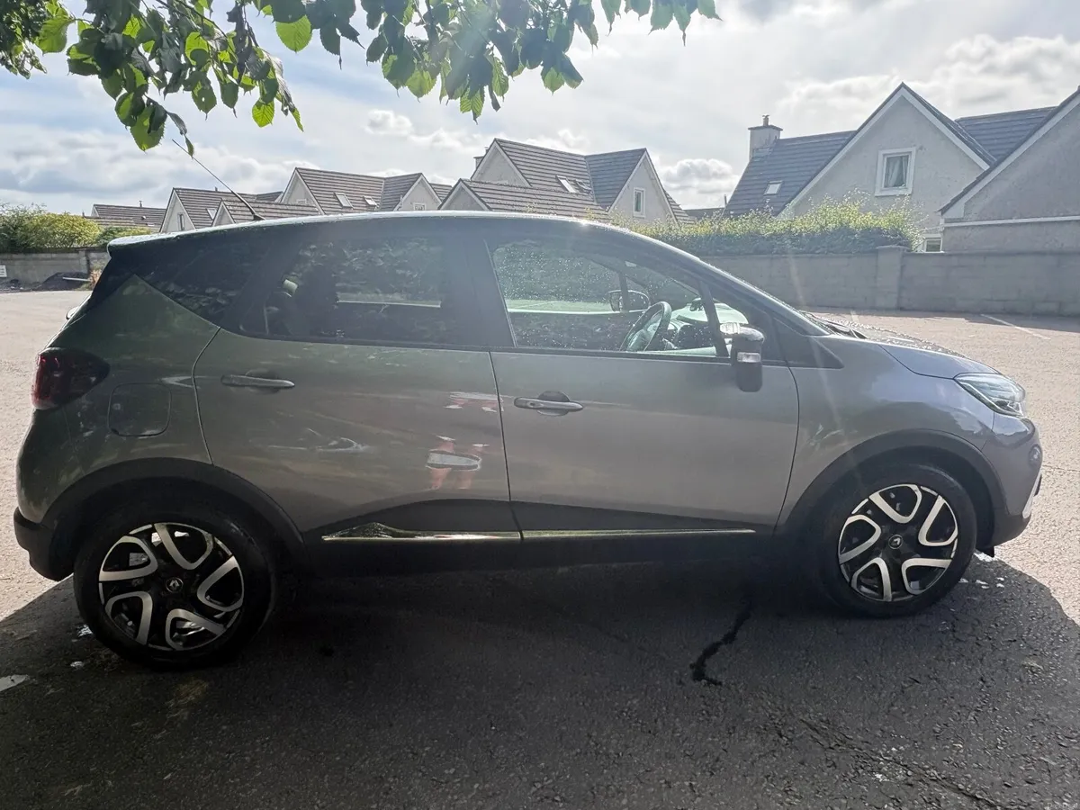 Renault Captur 2019 - Image 2