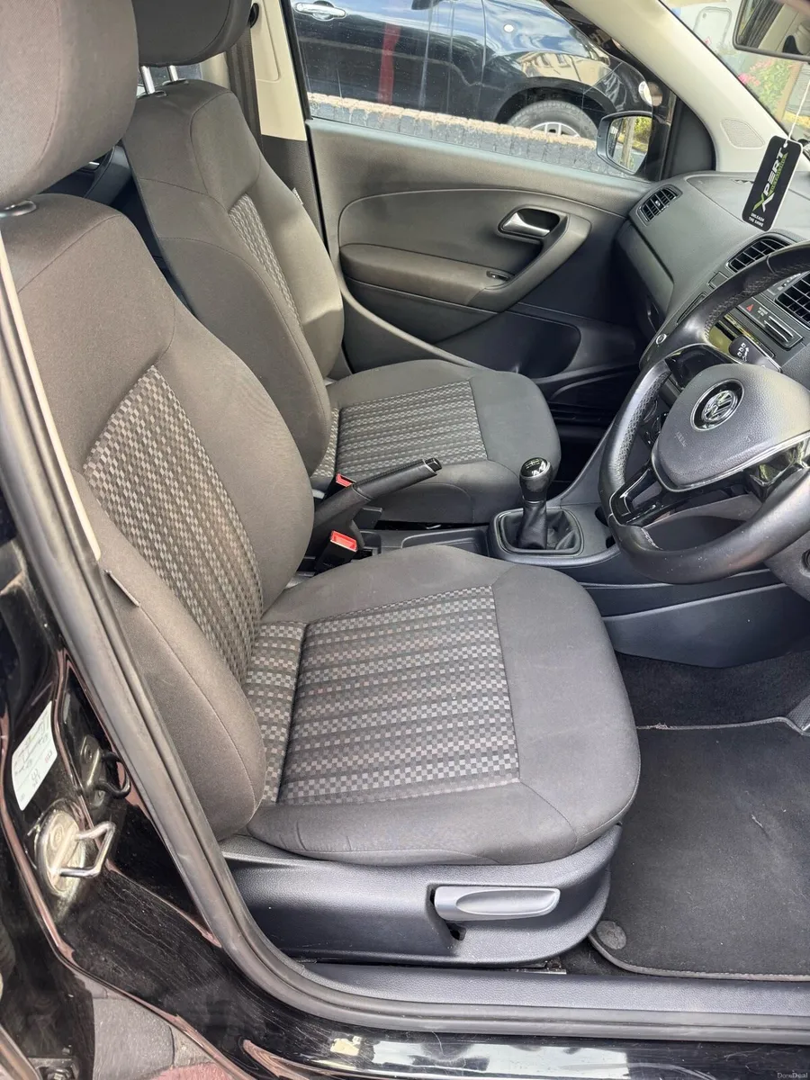 Volkswagen Polol 1.0L, only 63000km. Open to offer - Image 5