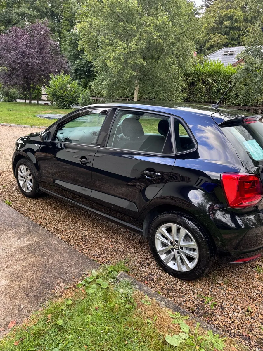 Volkswagen Polol 1.0L, only 63000km. Open to offer - Image 4