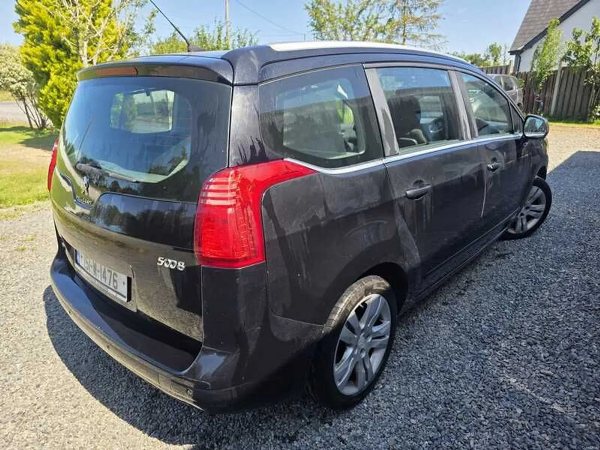 2015 Peugeot 5008 1.6 Diesel Cheap tax 7 seater - Image 6