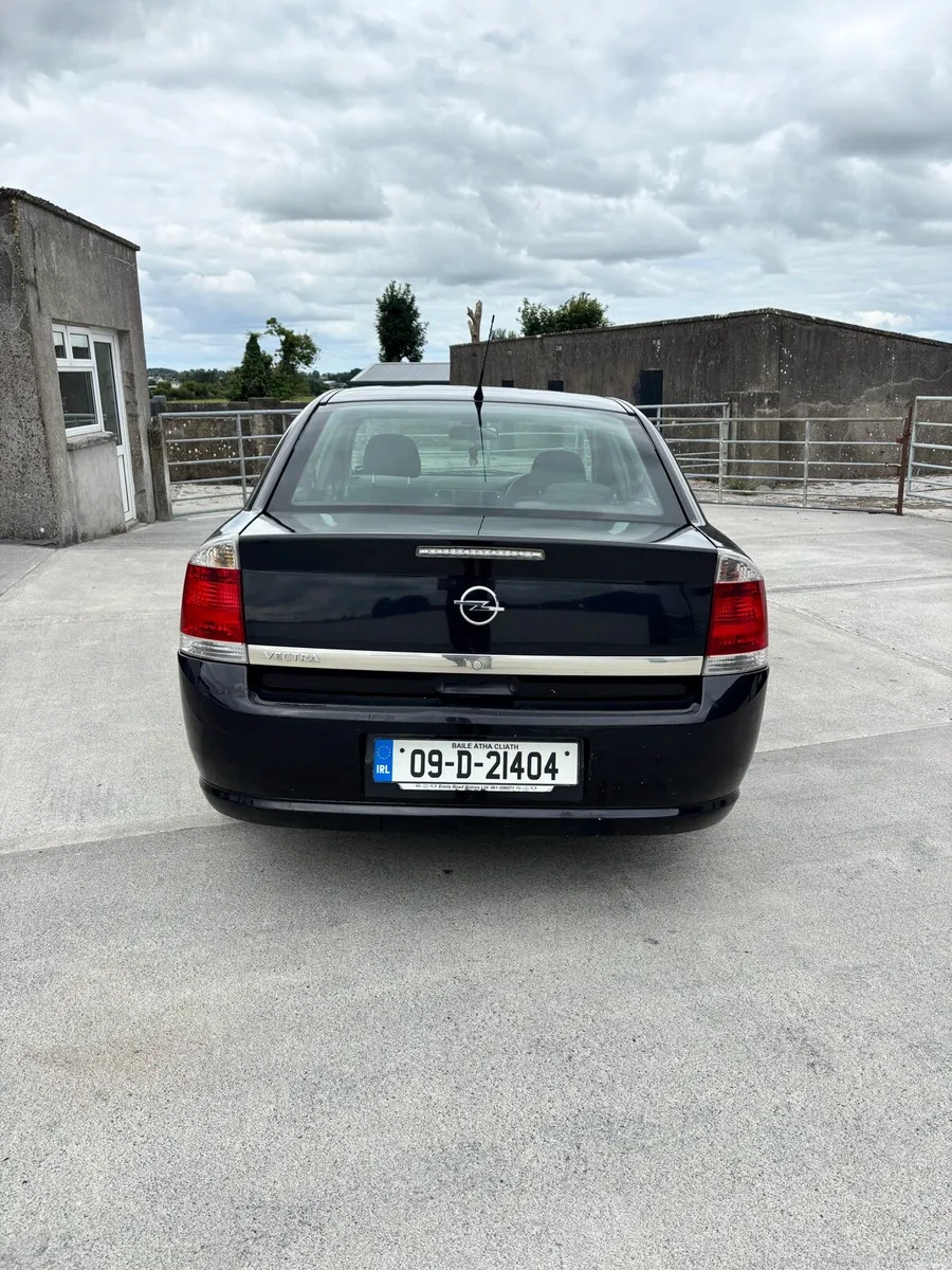 2009 Opel vectra 12 month NCT + Tax - Image 5