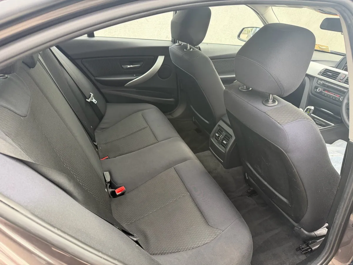 2012 BMW 320D AUTOMATIC LOW MILEAGE !! MINT !! - Image 6