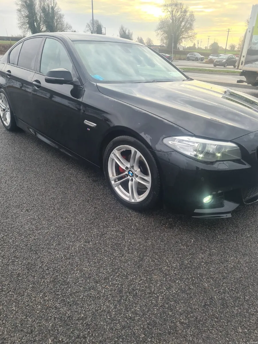BMW 5-Series 2016 m sport - Image 1