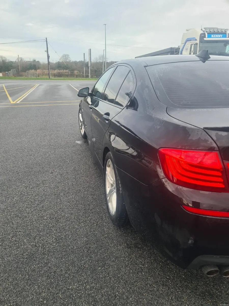 BMW 5-Series 2016 m sport - Image 4