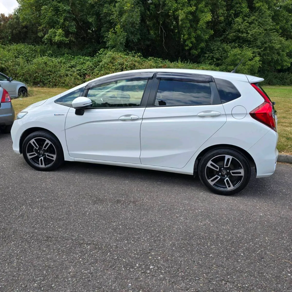 Honda Fit 2019 Automatic 1.5L Hybrid - Image 2
