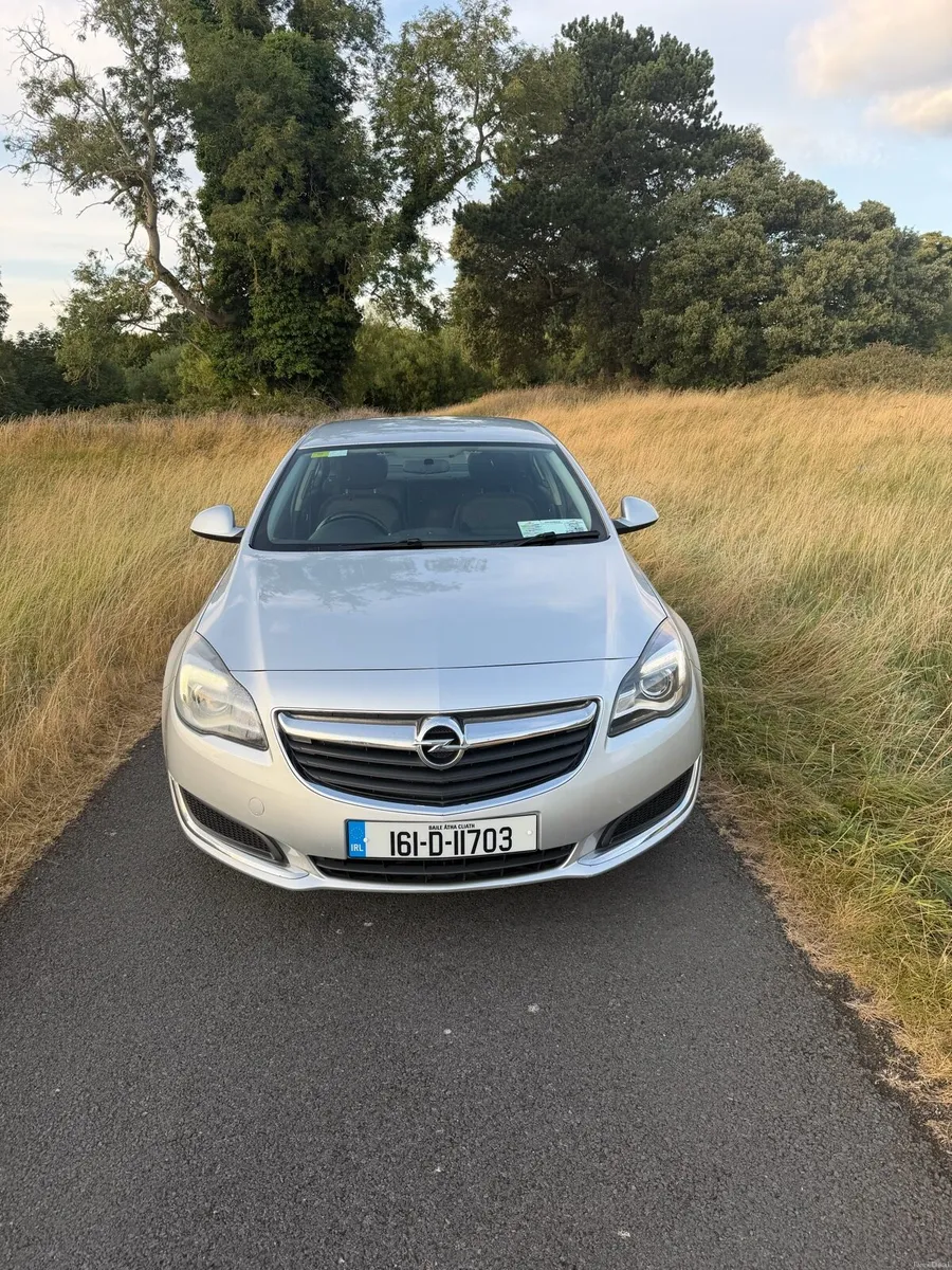 Opel insignia Automatic 2.0 CDTI 2016 - Image 1