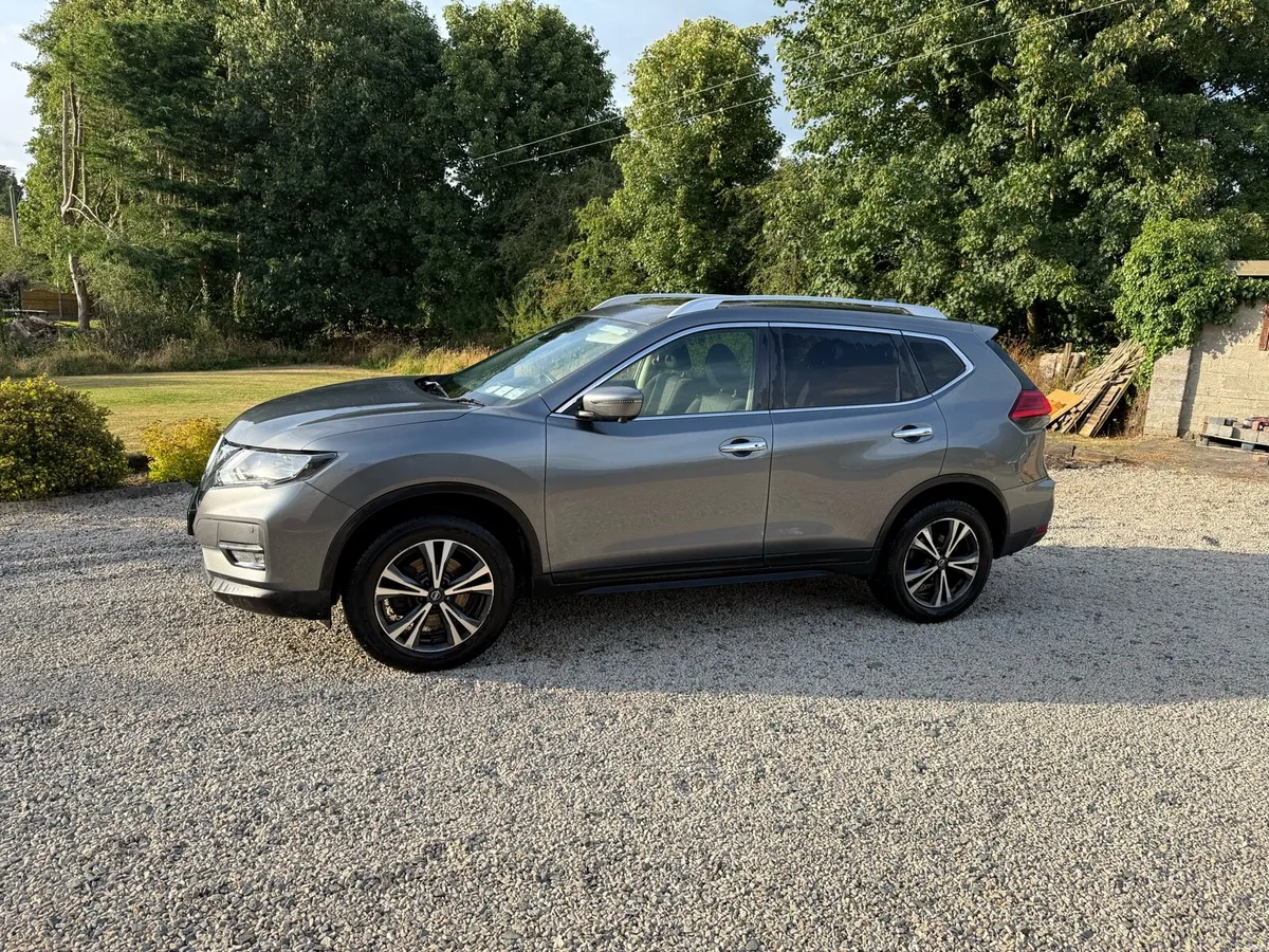 2018 Nissan X Trail 7 seater - Image 2