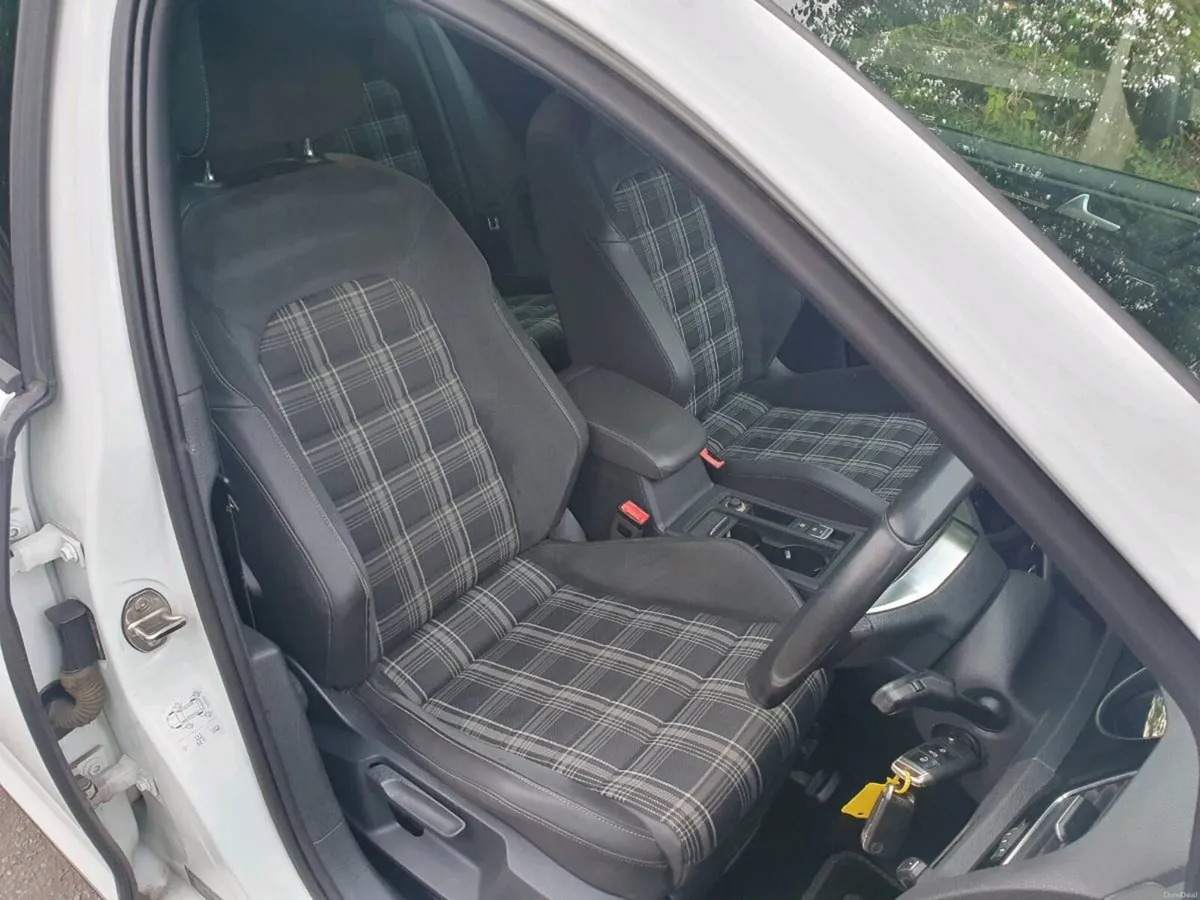 2014 Volkswagen Golf GTD 2.0TDI - Image 5