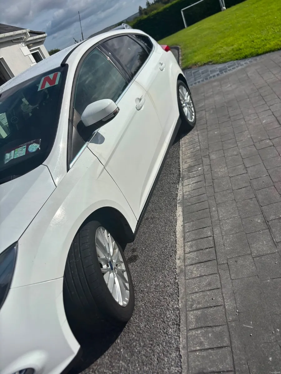 Ford Focus 2012 - Image 4