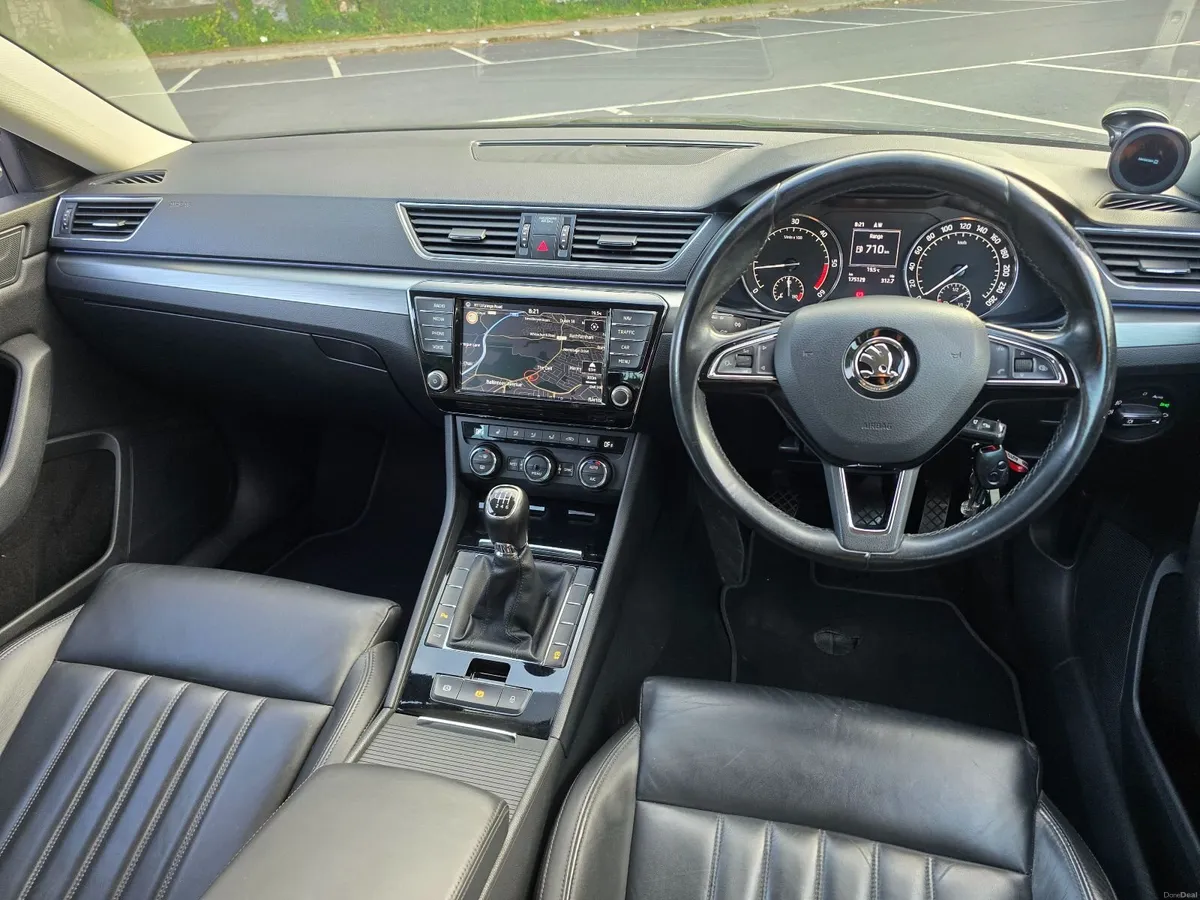 Skoda Superb 2.0 TDI 2015 - Image 6