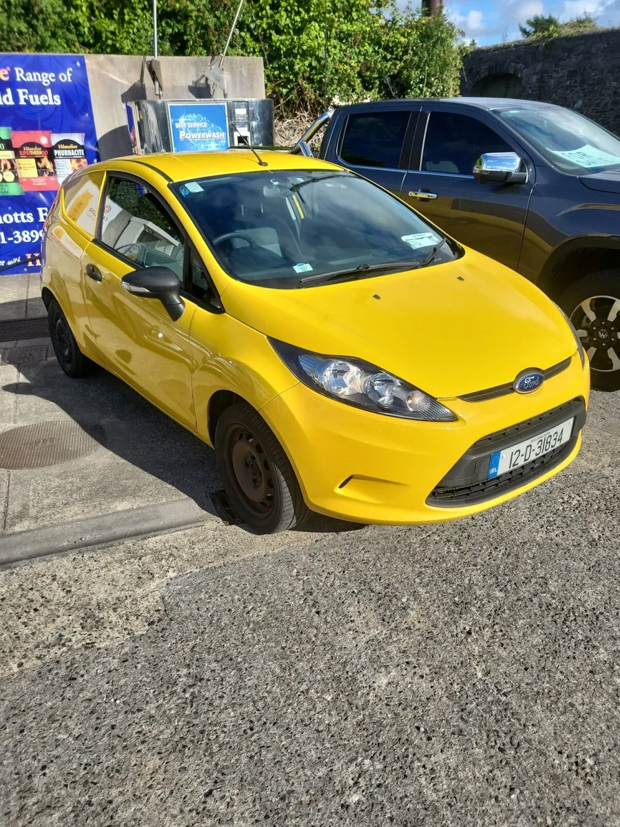 /Fiesta van 1.4d 2012 €3000 - Image 1