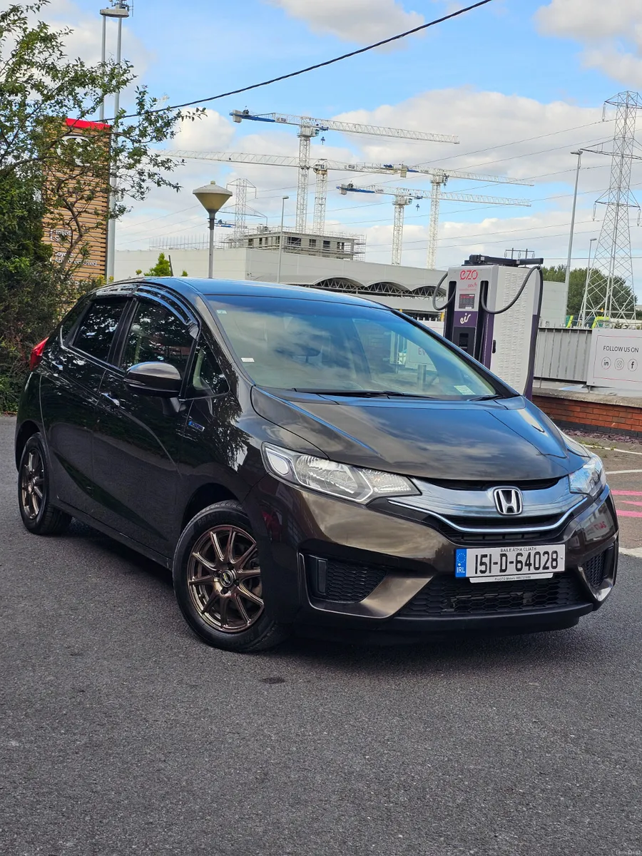 Honda Fit Hybrid 2015 - Image 4
