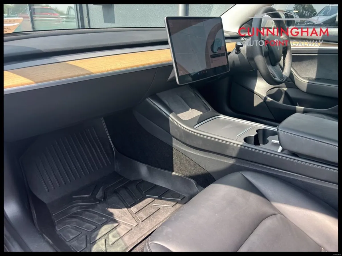 Tesla Model 3 RWD [Low Mileage] - Image 6