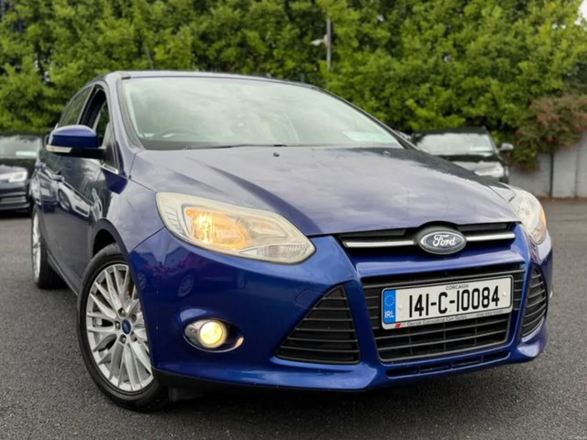 Ford Focus 1.6 TDCI Zetec Navigator 115PS 5DR - Image 2