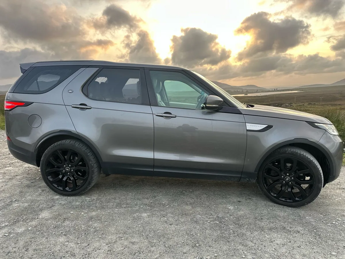 2017 Discovery 7 seater - Image 2