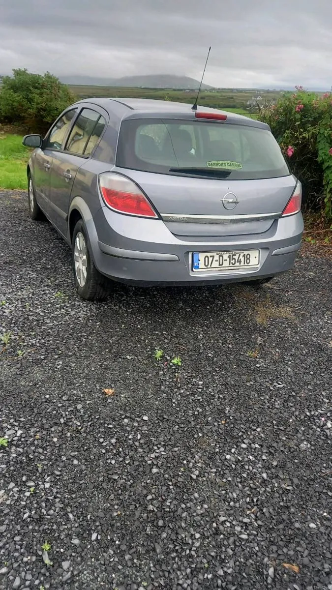 Car - Image 1
