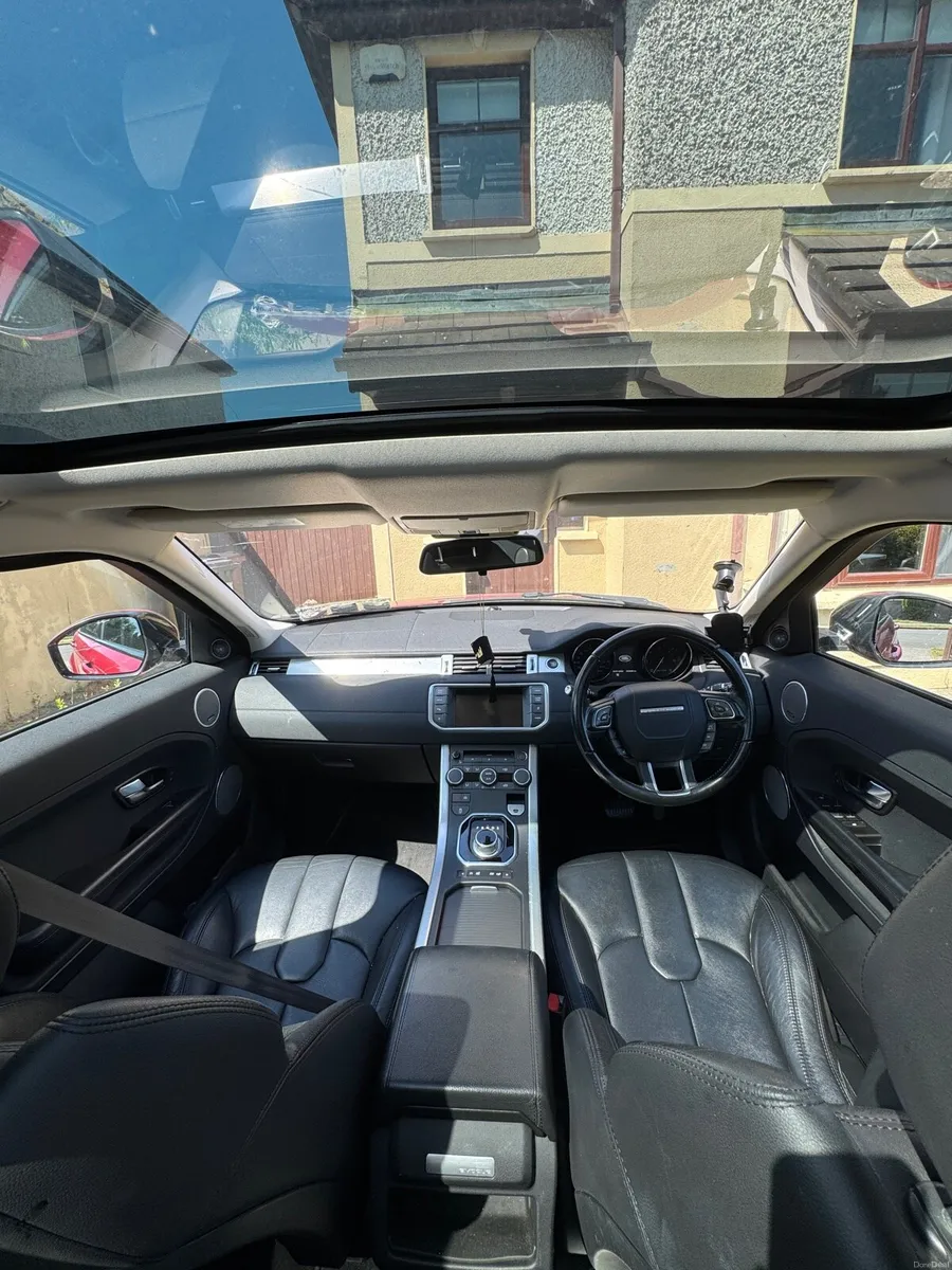 Range Rover Evouge Low mileage automatic - Image 1