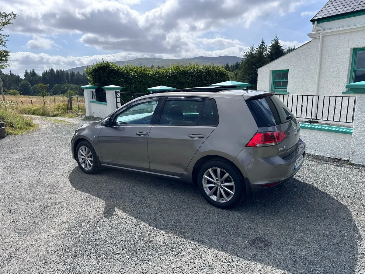 2016 VW Golf 1.2 TSI Bluemotion Lounge Edition - Image 5