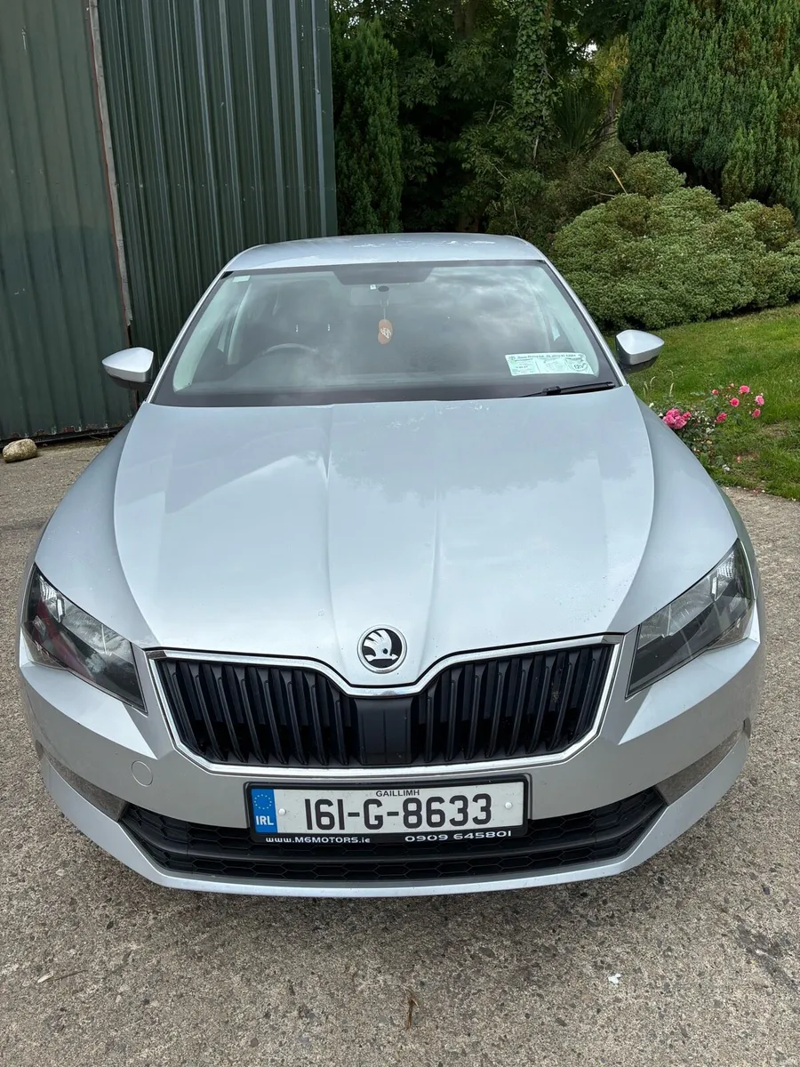 Superb 2016 Automotic , Nct 16/07/27 Tax 01/27 - Image 1