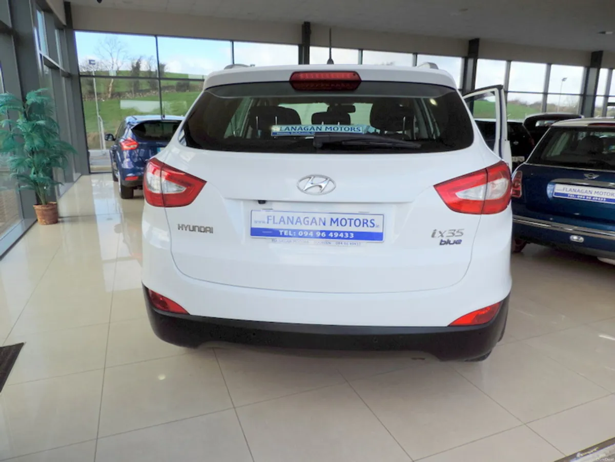 Hyundai ix35 1.7 CRDI SE 5DR - Image 5