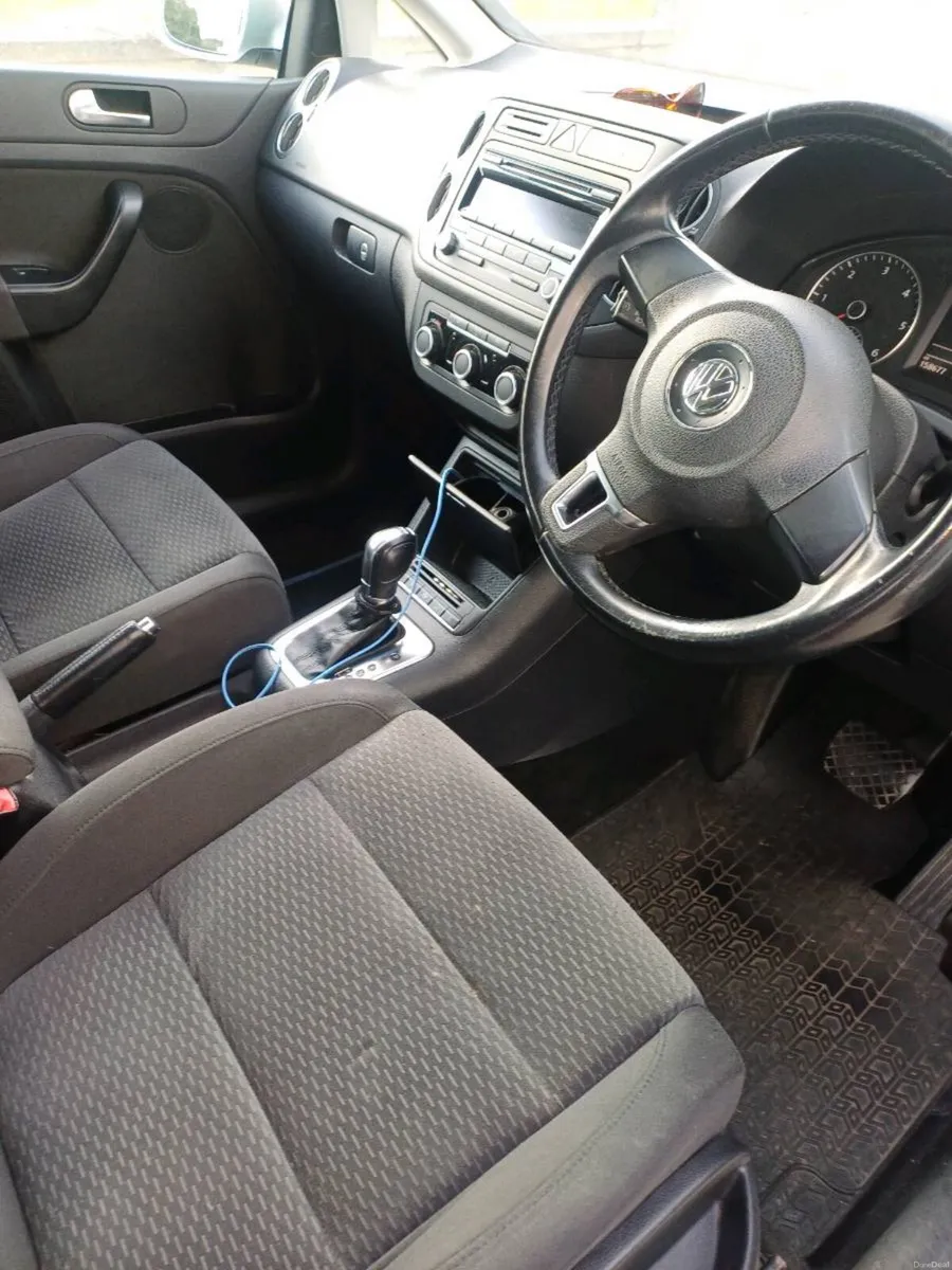 Car - Image 2