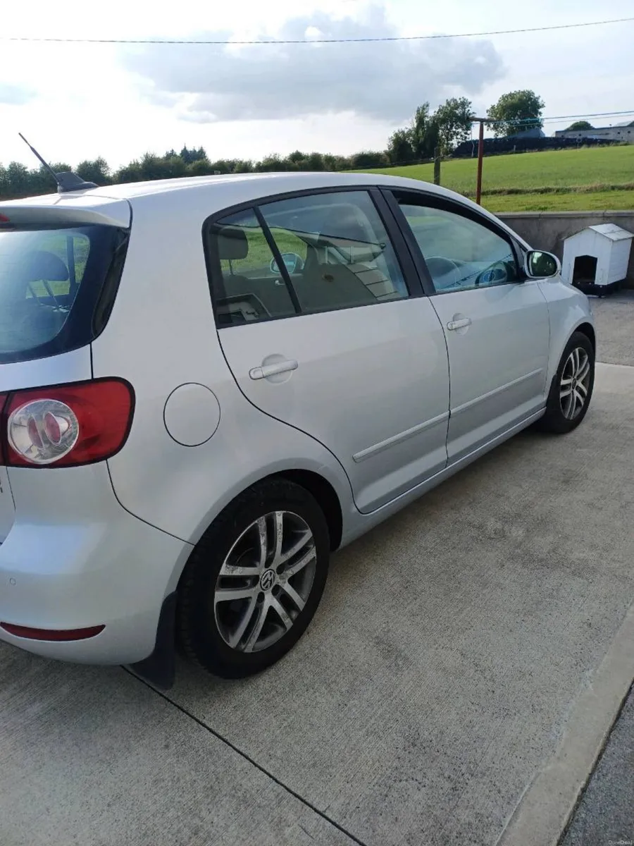 Car - Image 6