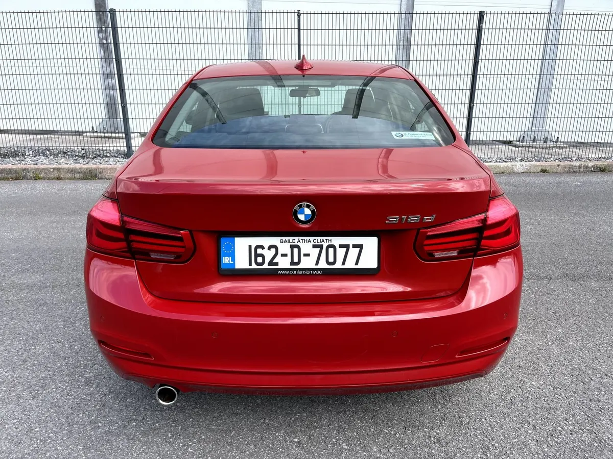 BMW 3-Series 2016 - Image 4